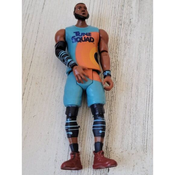 LeBron James toon Squad moose toy figure Tunes - Picture 2 of 5